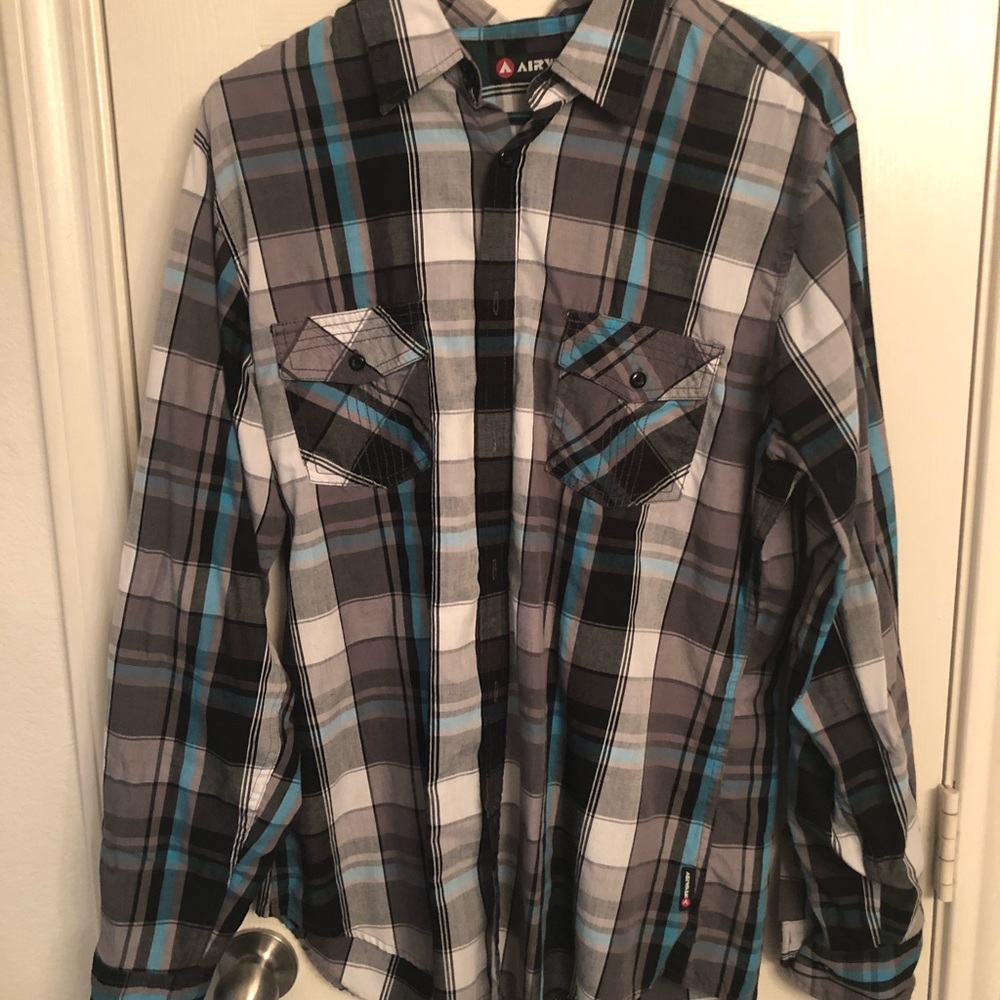 Men’s casual dress shirt